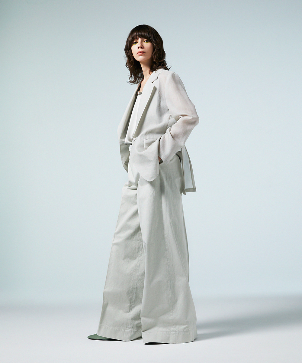 ワイドレッグパンツ