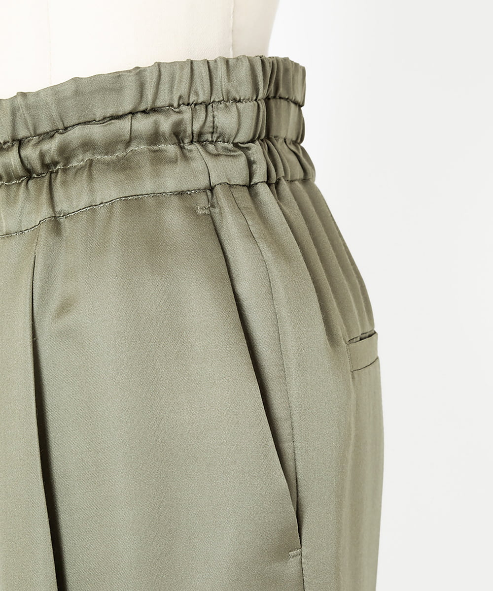 EAUVIRE シルク混ジョガーパンツ カーキ