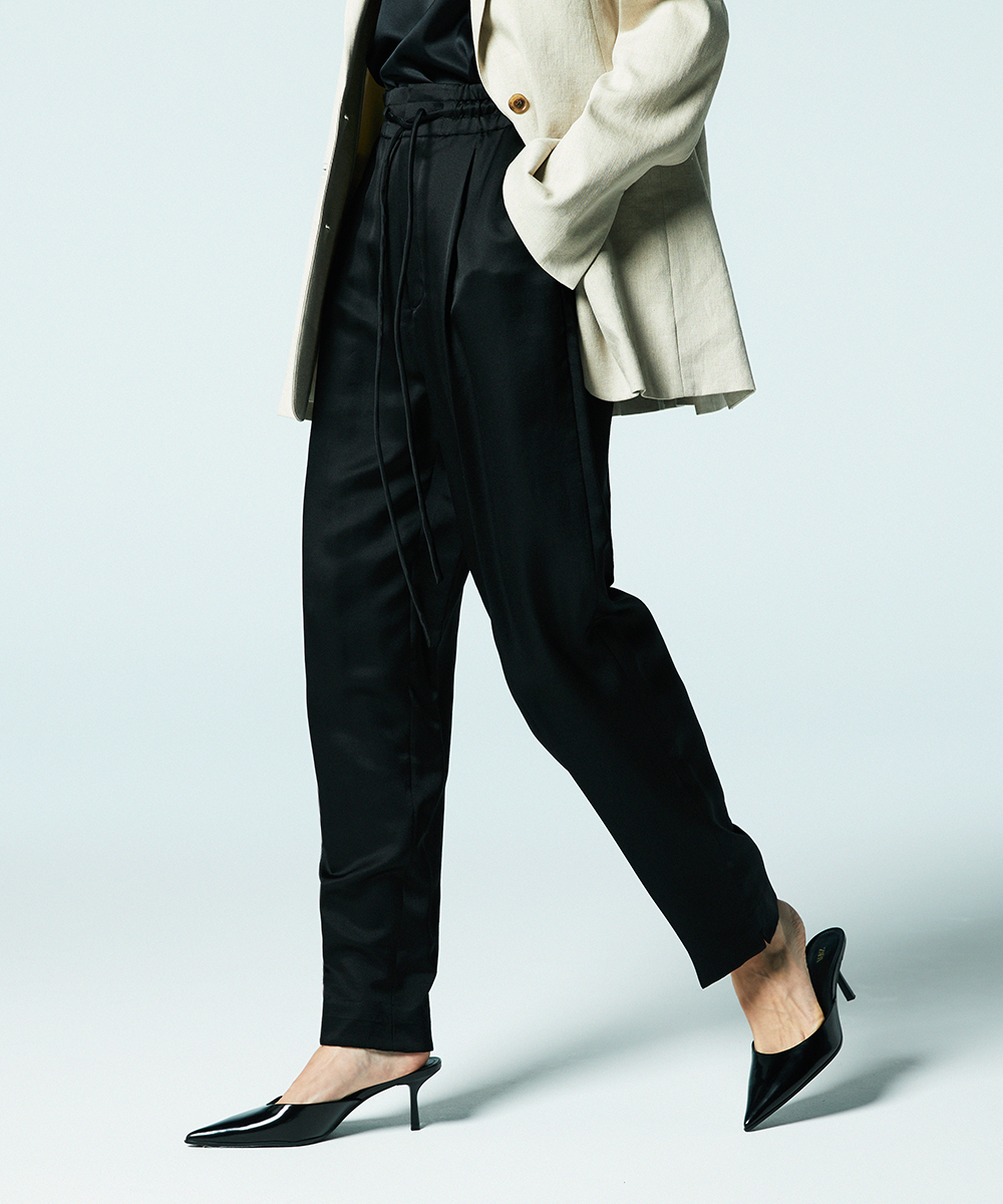 EAUVIRE シルク混ジョガーパンツ ブラック