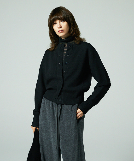 EAUVIRE ミラノリブVネックカーディガン ブラック