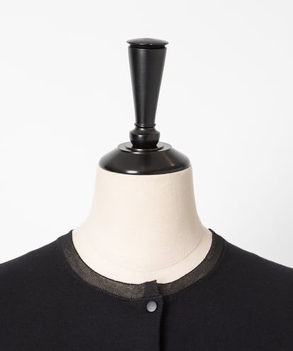 EAUVIRE シアー付属付きクルーネックカーディガン ホワイト