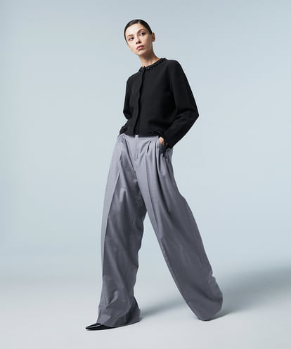 EAUVIRE ビジュー付きクルーネックカーディガン ネイビー