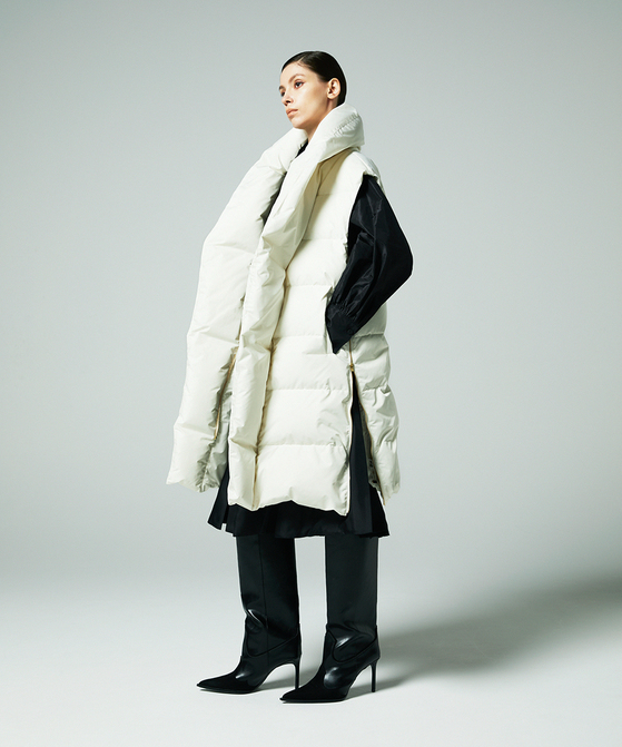 ロングダウンジレ