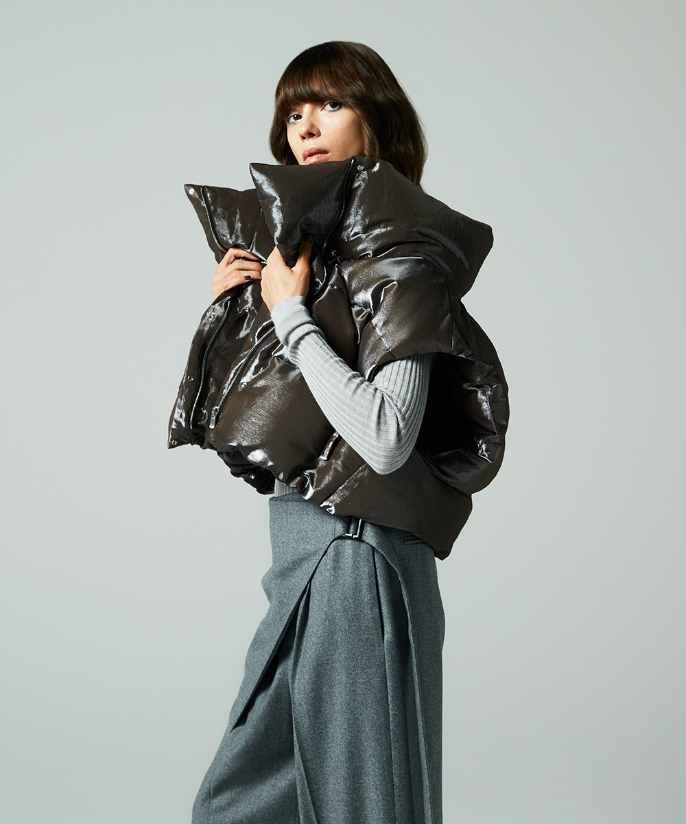 EAUVIRE シャイニーダウンジレ ブラウン