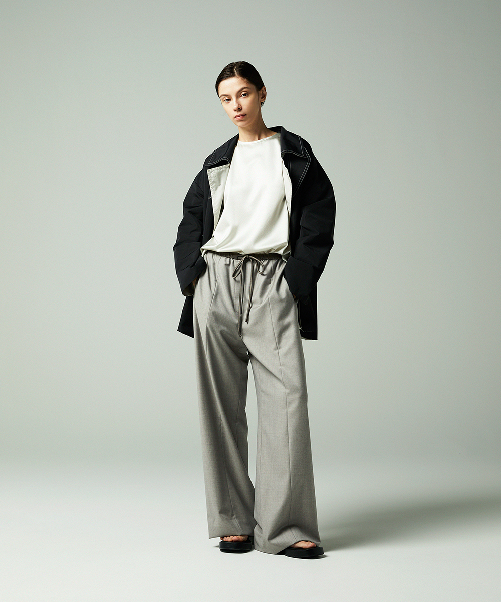 EAUVIRE リバーシブルタフタハーフコート ブラック／グレージュ