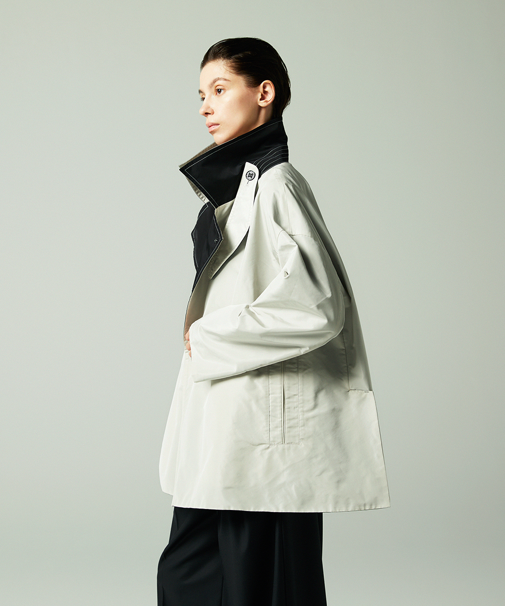 EAUVIRE リバーシブルタフタハーフコート ブラック／グレージュ