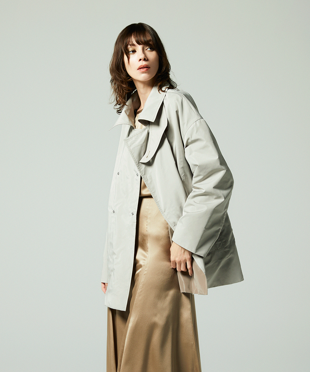 EAUVIRE リバーシブルタフタハーフコート ブラック／グレージュ